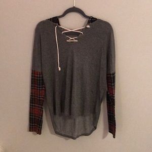 Long sleeve plaid and gray hooded top
